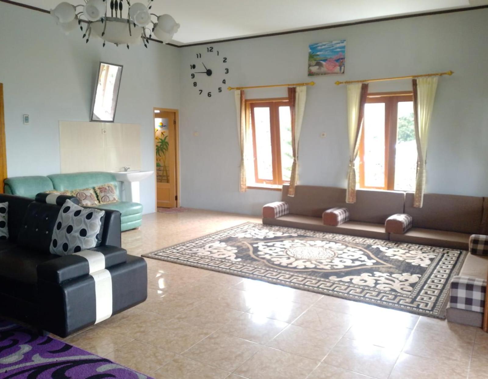 Villa Mutiara Citra Puncak Bu Eva Sampal Exterior photo